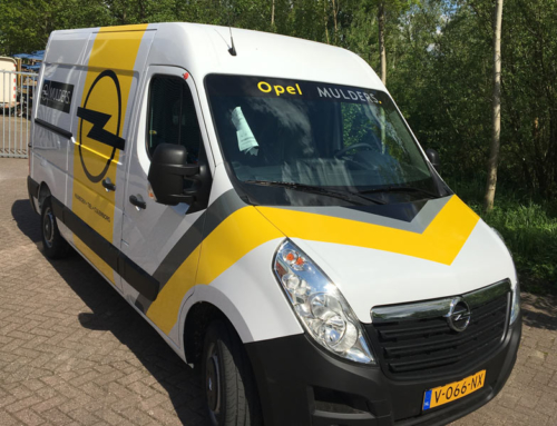 Autobelettering voor Opel Mulders